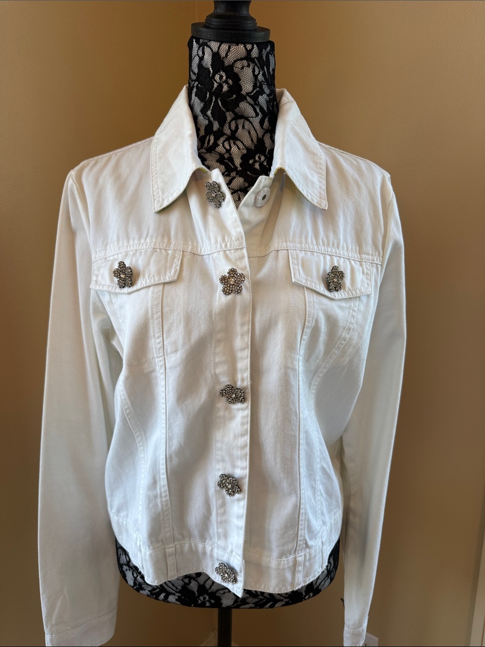 Berek great condition White Women's Jean Jacket with Decorative Flowers size M